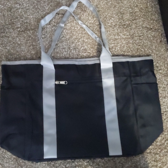 Tendu Dancewear Bag - Picture 2 of 2